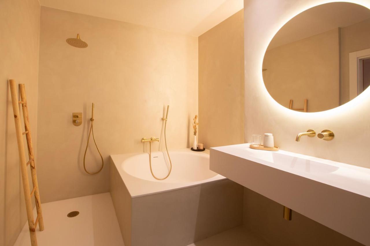 Alux Boutique Hotel Малага Экстерьер фото