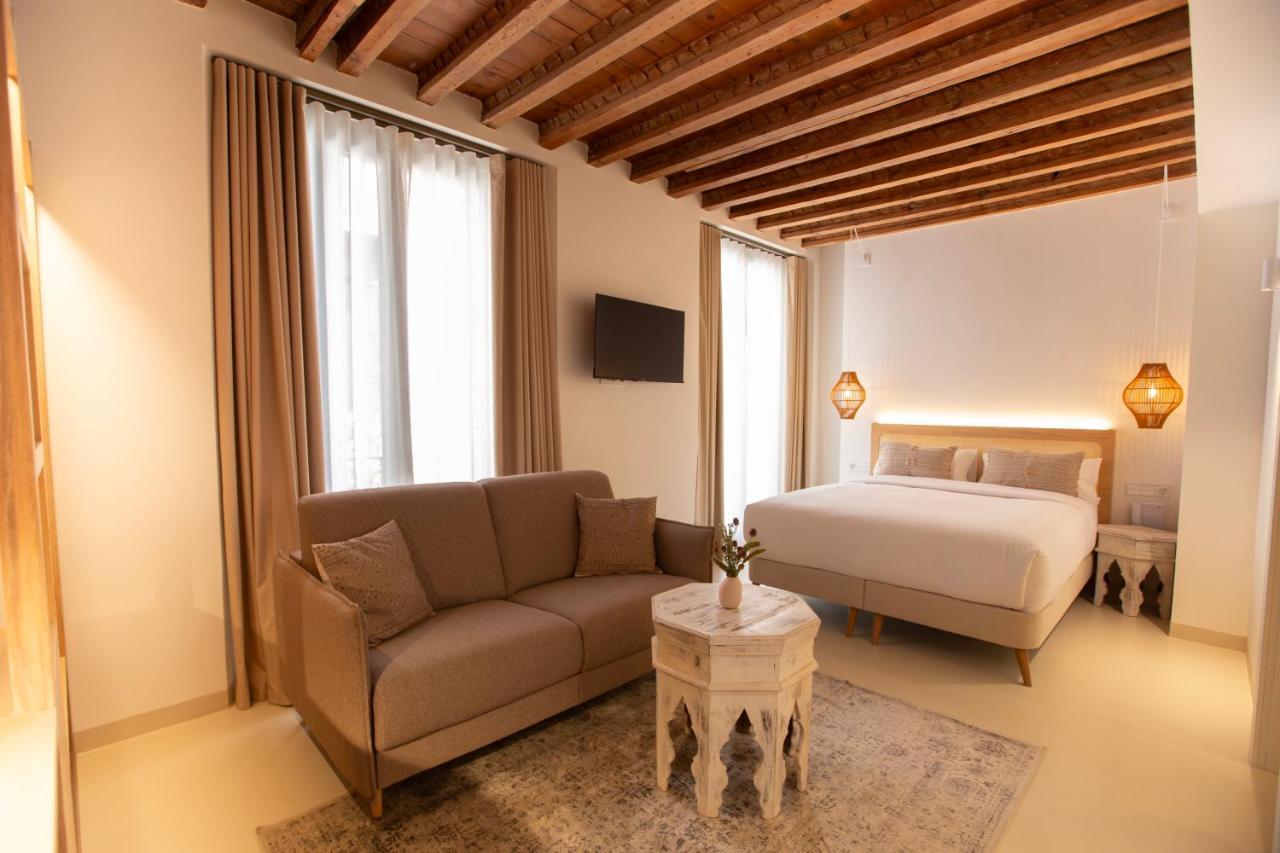 Alux Boutique Hotel Малага Экстерьер фото