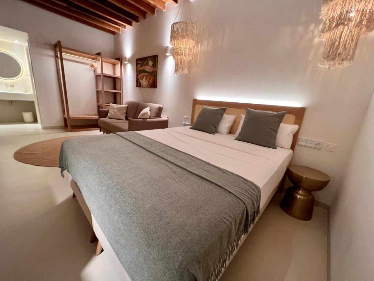 Alux Boutique Hotel Малага Экстерьер фото